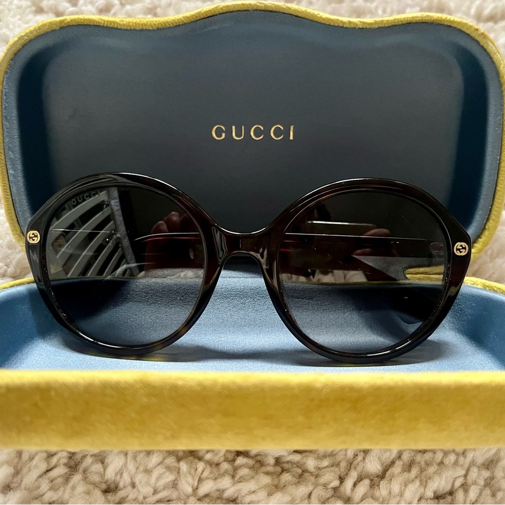 Gucci Women's Black Sunglasses